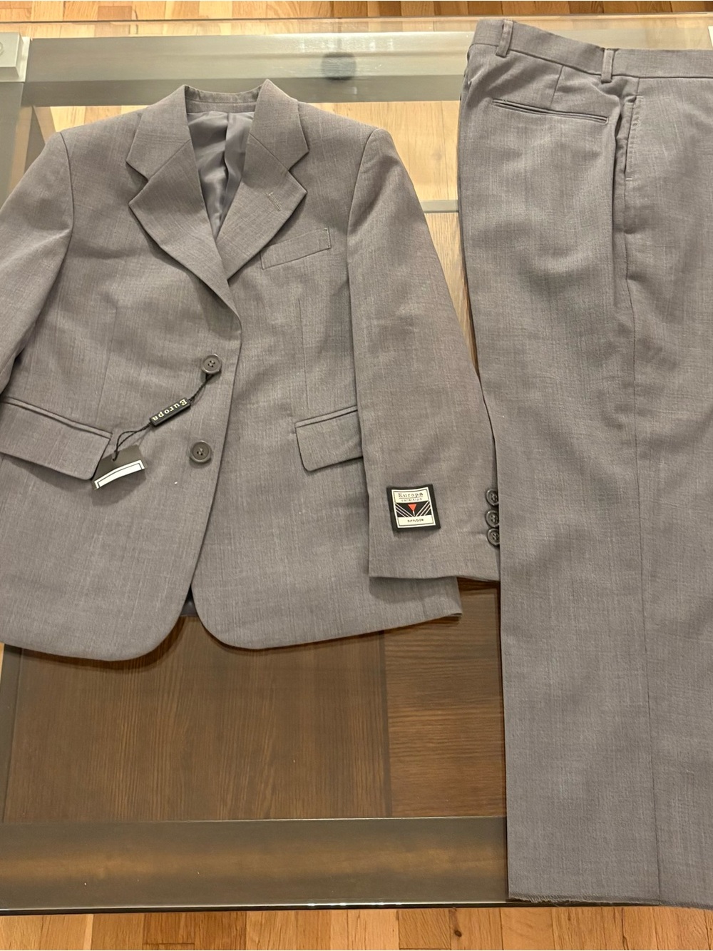 Classic Kids Gray Two-Piece Suit Set - Tailored Blazer & Trousers